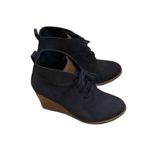 Nautical Blue Waterline Wedge Bootie Lace Up Ankle Boots Size 8